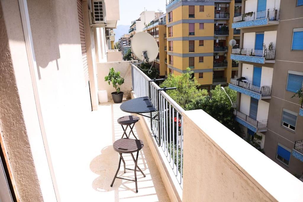 דירות פלרמו La Casa Del Maggiore, Tra Mare E Centro מראה חיצוני תמונה